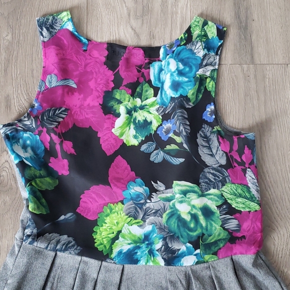 Copious fashion grey and floral dress - Picture 3 of 3